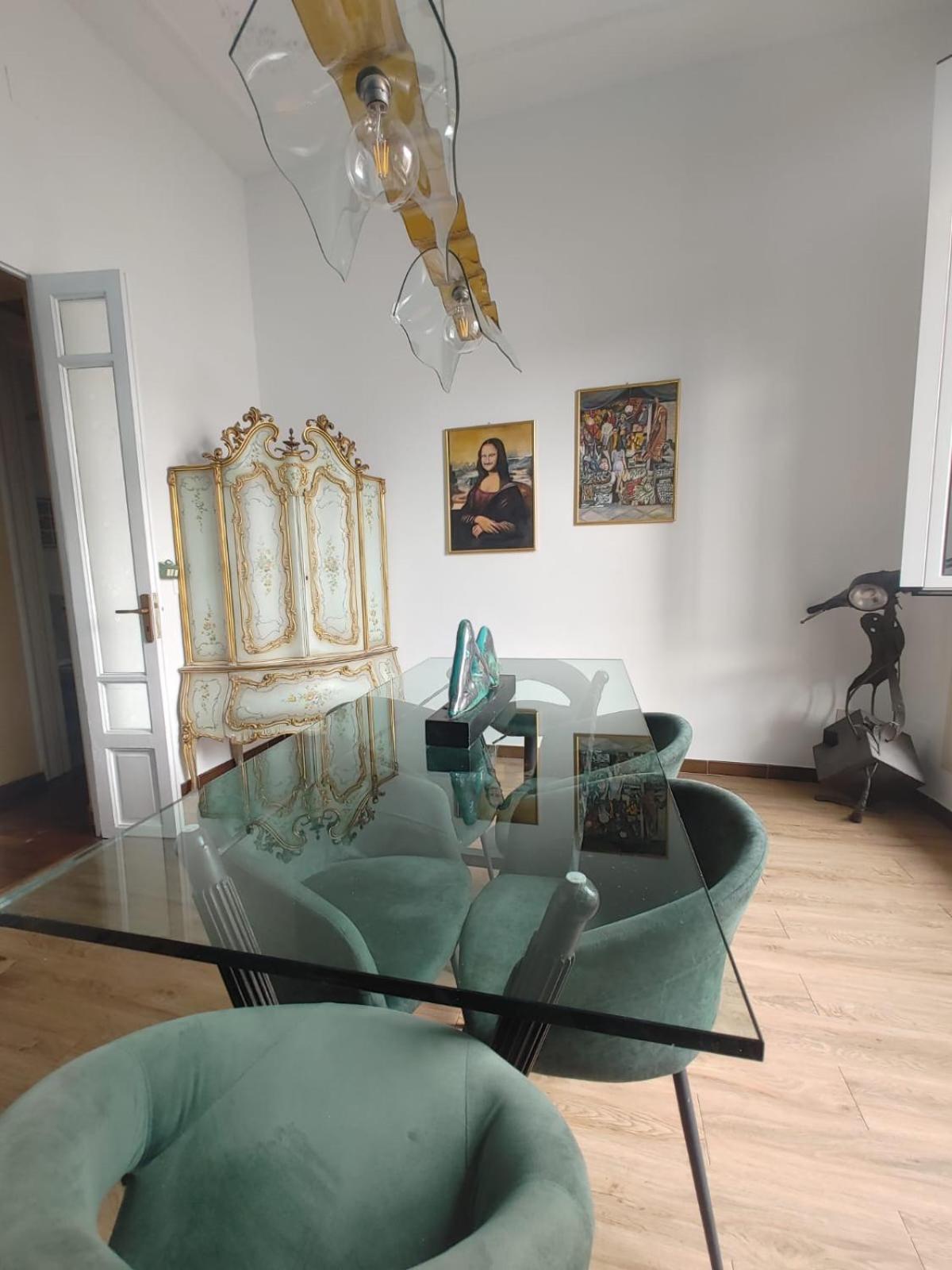 Apartment Suite Cavour Holiday Dream ปาแลร์โม ภายนอก รูปภาพ
