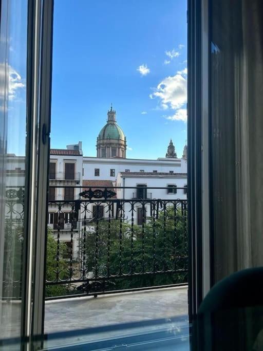 Apartment Suite Cavour Holiday Dream ปาแลร์โม ภายนอก รูปภาพ