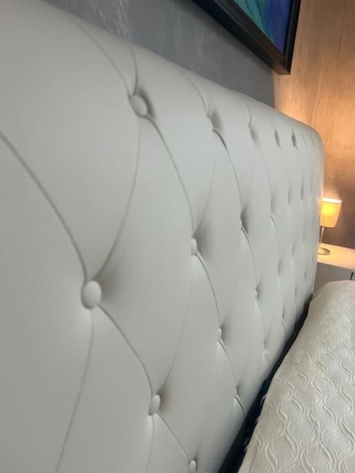 Apartment Suite Cavour Holiday Dream ปาแลร์โม ภายนอก รูปภาพ
